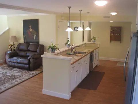 5451 Shemara St, Carpinteria, CA 93013 photo 4