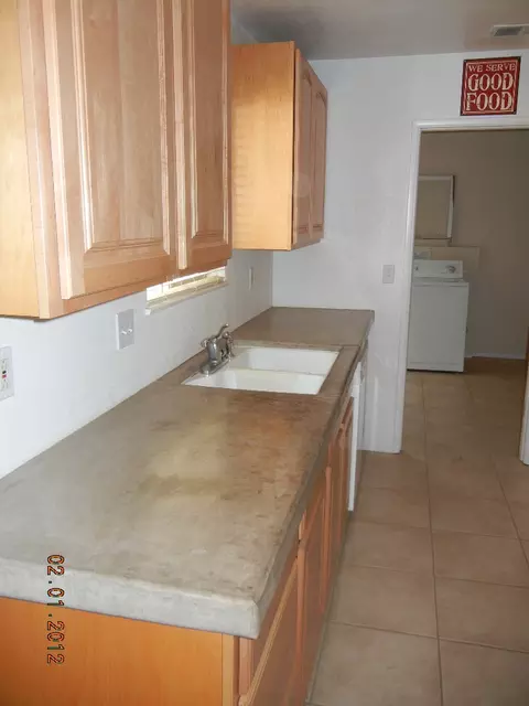 804 N Sixth St, Lompoc, CA 93436 photo 4
