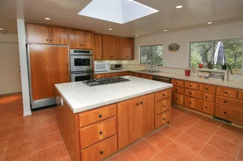 735 Via Manana, Montecito, CA 93108 photo 4