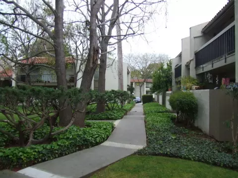45 Dearborn Pl #45, Goleta, CA 93117 photo 2