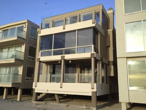 771 Mandalay Beach Rd, Oxnard, CA 93035 photo 3