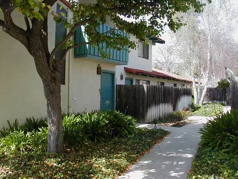 187 N Kellogg Ave #D, Goleta, CA 93117 photo 2
