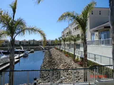 4358 Tradewinds Dr, Oxnard, CA 93035 photo 2