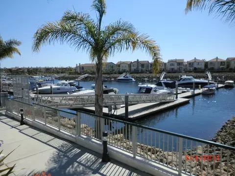4358 Tradewinds Dr, Oxnard, CA 93035 photo 3
