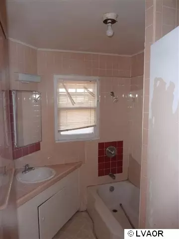 415 W Ocean Ave, Lompoc, CA 93436 photo 2