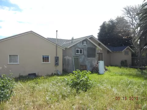 137 S L St, Lompoc, CA 93436 photo 4