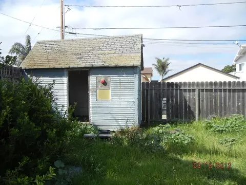 137 S L St, Lompoc, CA 93436 photo 3