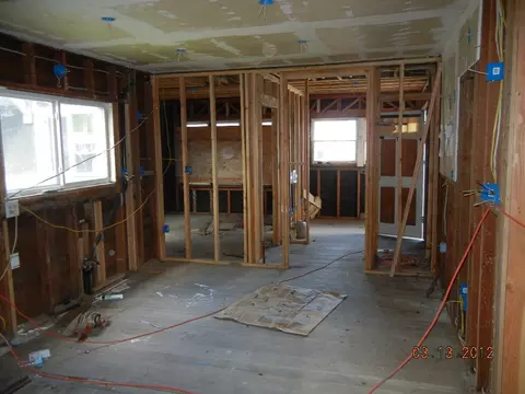 137 S L St, Lompoc, CA 93436 photo 5