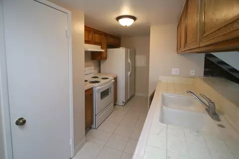 5950 Hickory St #2, Carpinteria, CA 93013 photo 3