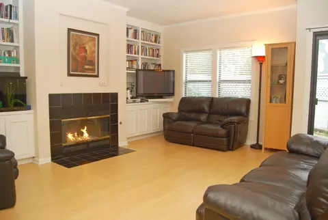 4521 Carpinteria Ave #B, Carpinteria, CA 93013 photo 2