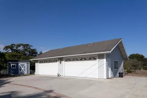 7344 Shepard Mesa Rd, Carpinteria, CA 93013 photo 16