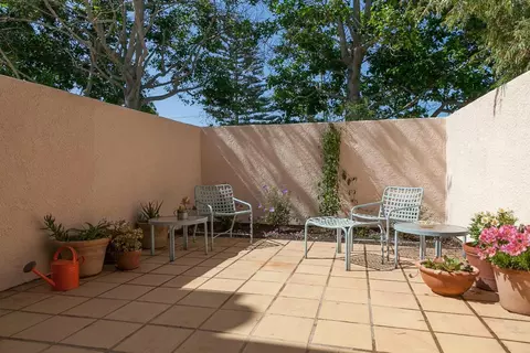 4246 Carpinteria Ave #3, Carpinteria, CA 93013 photo 2