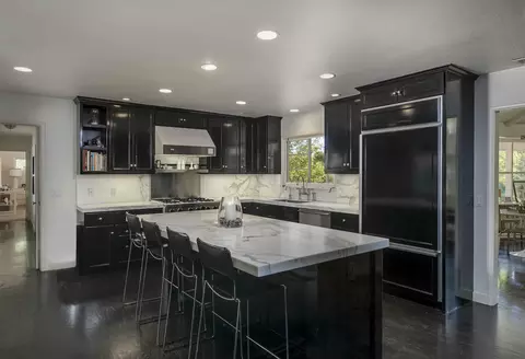 1381 E Valley Rd, Montecito, CA 93108 photo 8