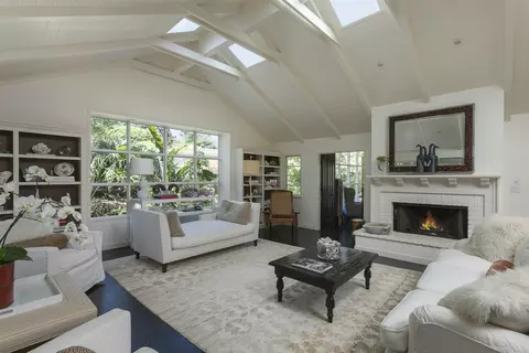1381 E Valley Rd, Montecito, CA 93108 photo 3