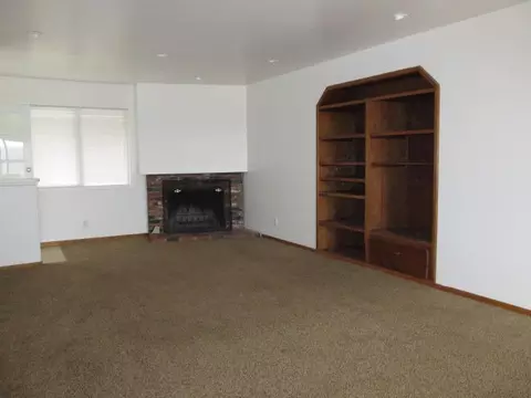 209 Amherst Pl, Lompoc, CA 93436 photo 3