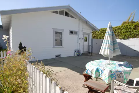 630 Palm Ave, Carpinteria, CA 93013 photo 4
