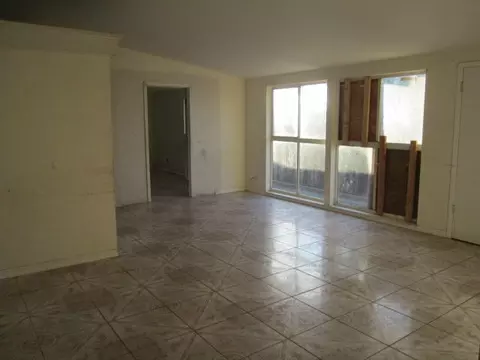 213 N M St, Lompoc, CA 93436 photo 2