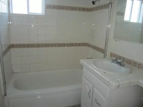 213 N M St, Lompoc, CA 93436 photo 3