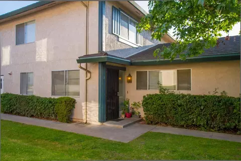 5935 Birch St #3, Carpinteria, CA 93013 photo 1