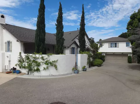 1237 E Cota St, Santa Barbara, CA 93103 photo 1