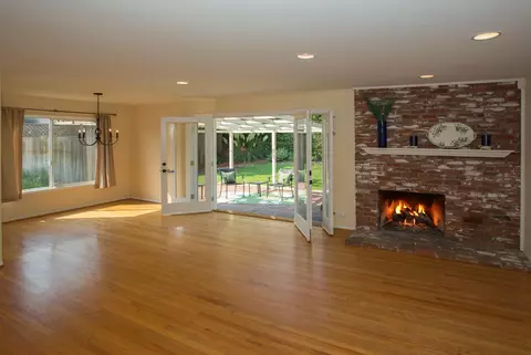 5664 Fiesta Dr, Carpinteria, CA 93013 photo 3