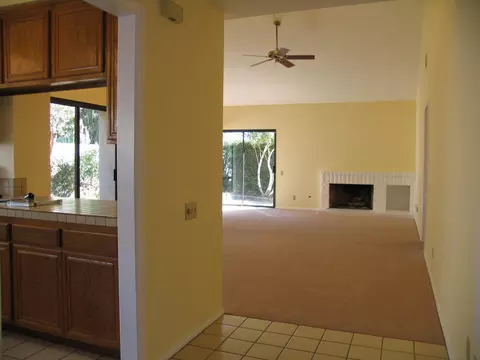 954 Ruby Ave, Ventura, CA 93004 photo 4
