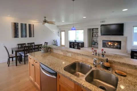 5212 Driftwood St, Oxnard, CA 93035 photo 6