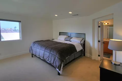 5212 Driftwood St, Oxnard, CA 93035 photo 14