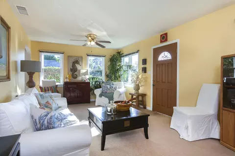 1330 Vallecito Pl, Carpinteria, CA 93013 photo 2