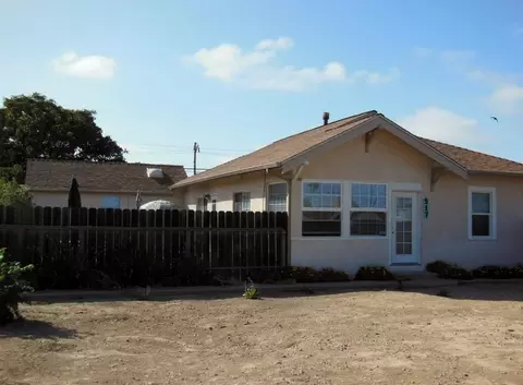 517 N D St, Lompoc, CA 93436 photo 2
