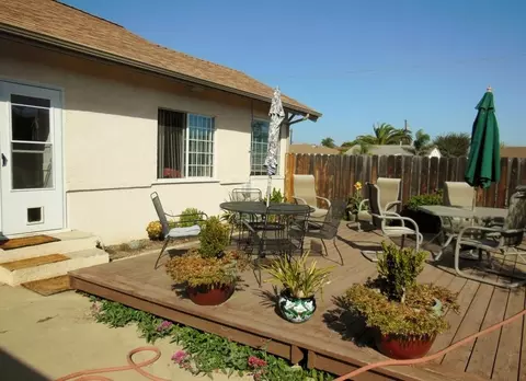 517 N D St, Lompoc, CA 93436 photo 1