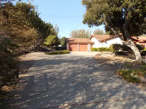 2890 Lewis Dr, Lompoc, CA 93436 photo 2