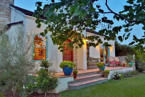 1372 Vallecito Rd, Carpinteria, CA 93013 photo 2