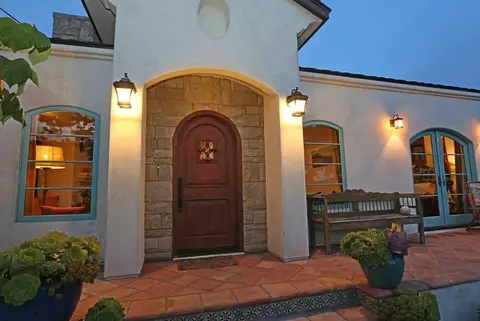 1372 Vallecito Rd, Carpinteria, CA 93013 photo 3