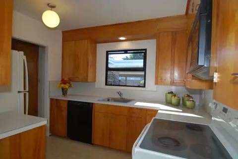 124 O St, Lompoc, CA 93436 photo 9