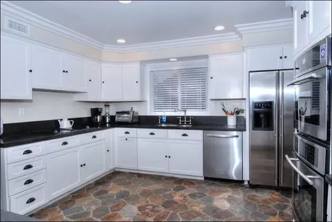 5320 Seabreeze, Oxnard, CA 93035 photo 11