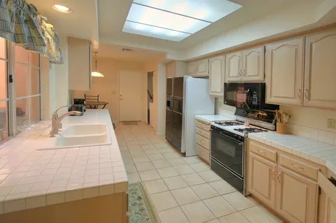 7124 Phelps Rd, Goleta, CA 93117 photo 6