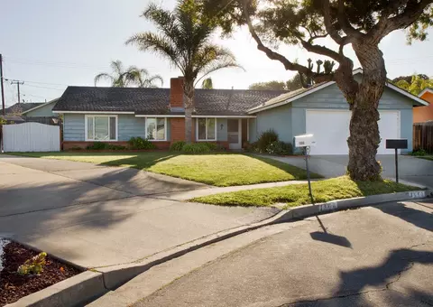 1550 Myra St, Carpinteria, CA 93013 photo 2