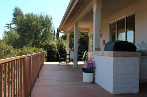 621 Hillside Dr, Solvang, CA 93463 photo 2