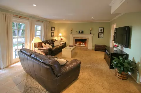 5435 Hales Ln, Carpinteria, CA 93013 photo 2