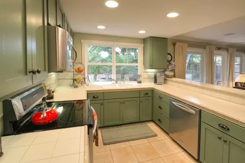 5435 Hales Ln, Carpinteria, CA 93013 photo 6
