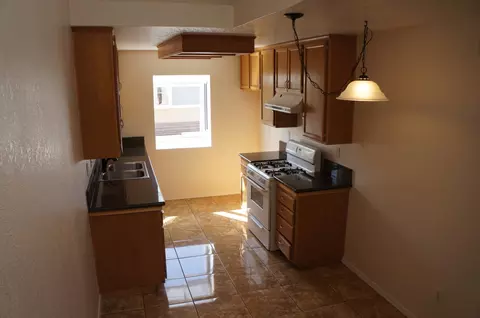 5214 Columbus Pl, Oxnard, CA 93033 photo 4