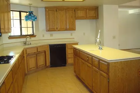 1524 N E St, Lompoc, CA 93436 photo 6
