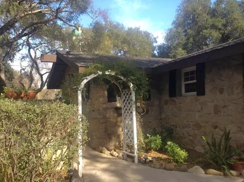 442 Burnham Rd, Oak View, CA 93022 photo 5