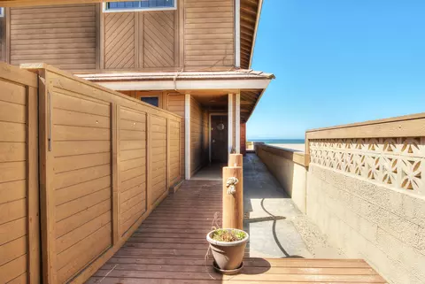 1145 Capri Way, Oxnard, CA 93035 photo 3
