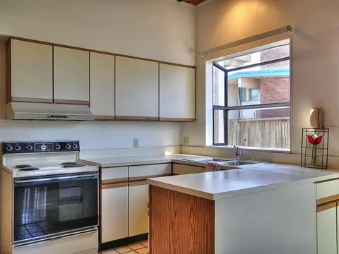 119 Cardinal Ave, Goleta, CA 93117 photo 3