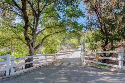 183 Fairview Rd, Ojai, CA 93023 photo 1