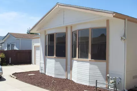 1317 N V St #27, Lompoc, CA 93436 photo 2