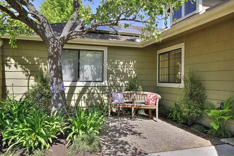5254 Cambridge Ln, Carpinteria, CA 93013 photo 3