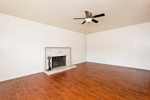 3473 Corby Ave, Camarillo, CA 93010 photo 2